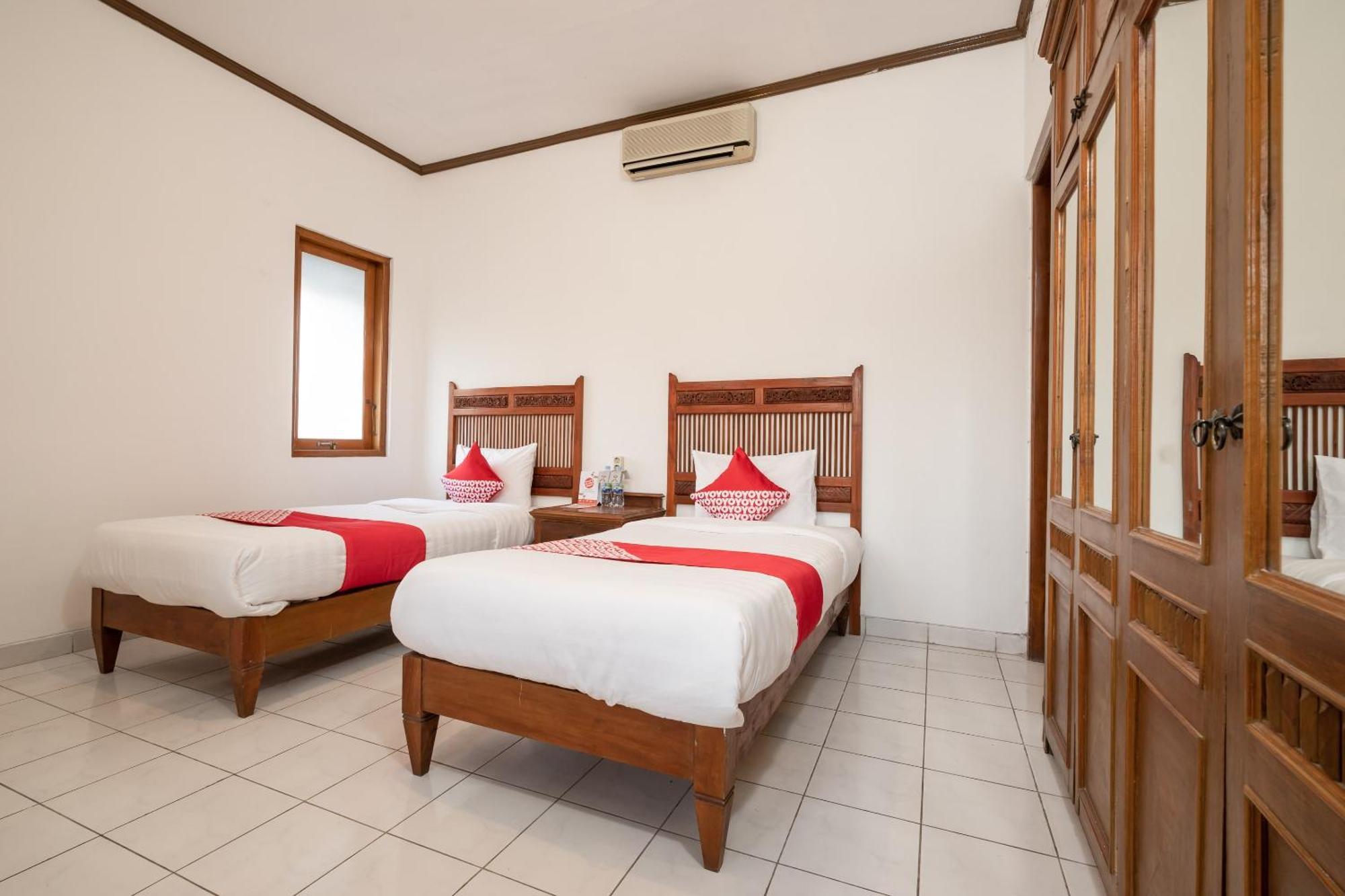 OYO 1778 Omah Duwet Near RSUD Sleman Hotel Beran Kidul Bagian luar foto